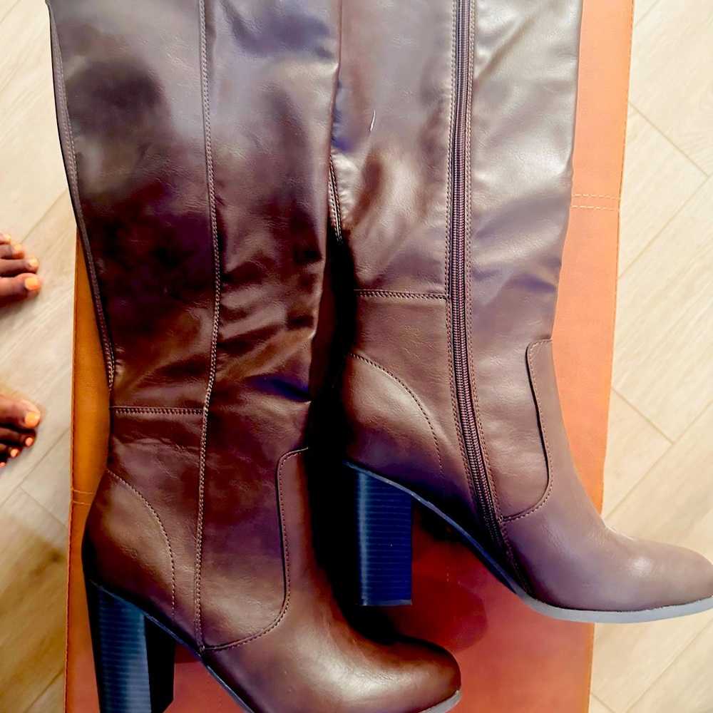 NEVER WORN/NEW Style and Co knee high boots, medium heel, brown, side zipper